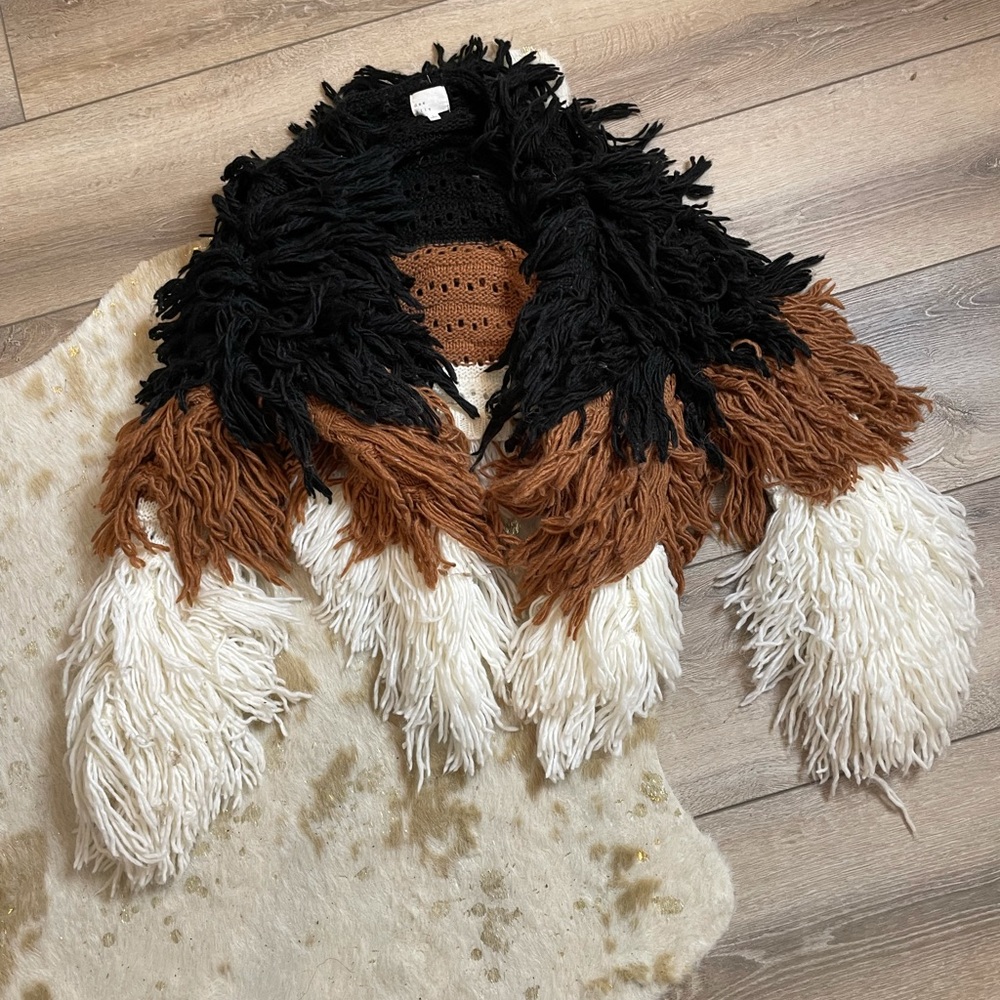 Dee Elly brown black white fringe yarn cardigan - Picture 1 of 5